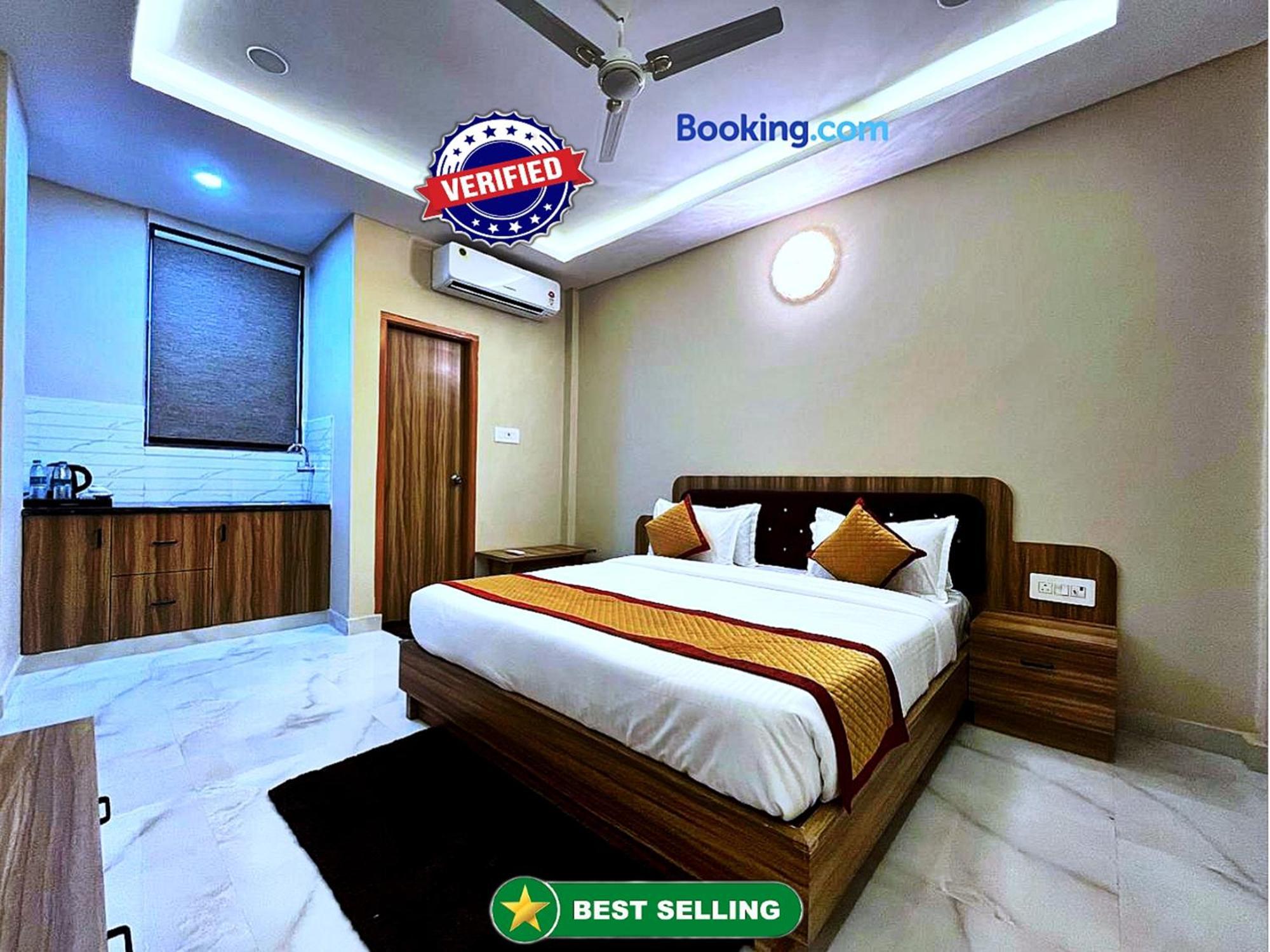 Hotel Vrinda Niddhivan ! Fully Ac, Prem Mandir At Walking Distance ! Just Near The Iskcon Temple Vrindāvan Zewnętrze zdjęcie
